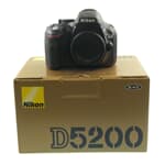 Nikon D5200 SLR digital camera 24 MP/3" TFT/Full HD/HDMI body only