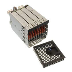 IBM 8x 1.8" SSD cage incl. backplane System x3690 X5 - 59Y6222